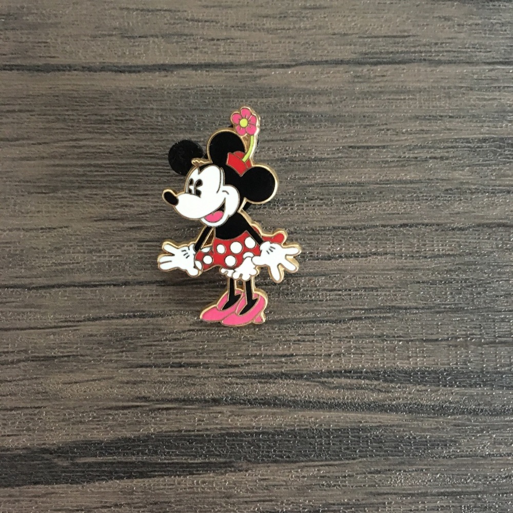 Minnie Mouse Disney Trading Pin